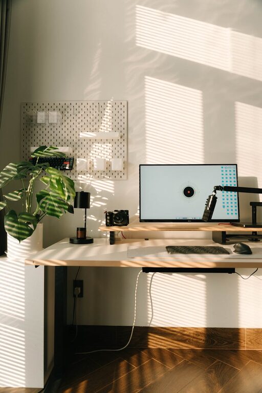 Simple and Effective Ways to Organize Your Home Office for Increased Productivity
